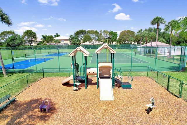 6448 Blue Bay Circle, Lake Worth, FL 33467