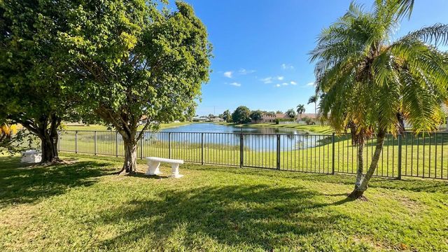 6448 Blue Bay Circle, Lake Worth, FL 33467