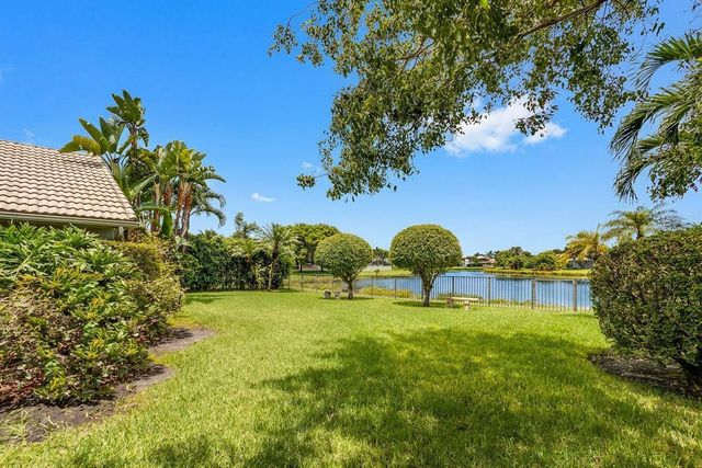 6448 Blue Bay Circle, Lake Worth, FL 33467