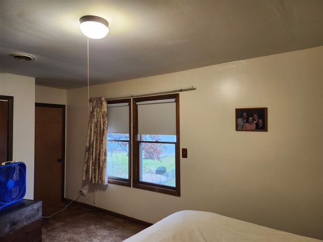 6812 Lake Drive, Hastings, MI 49058