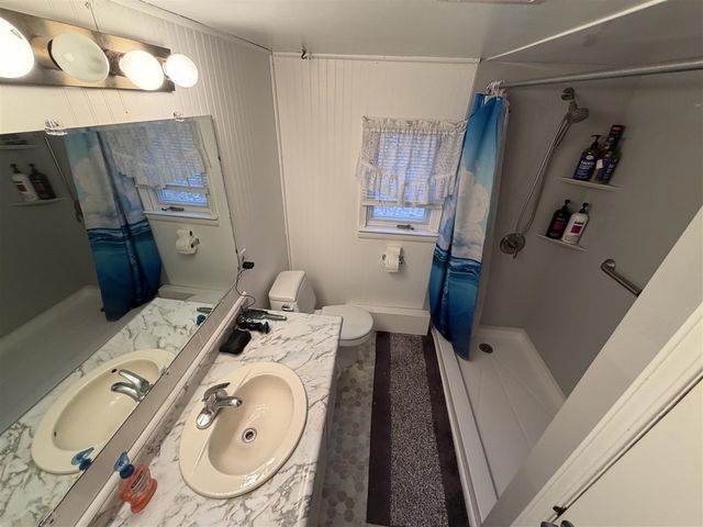 6812 Lake Drive, Hastings, MI 49058