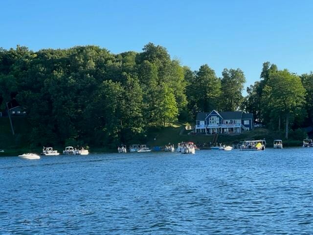 6812 Lake Drive, Hastings, MI 49058