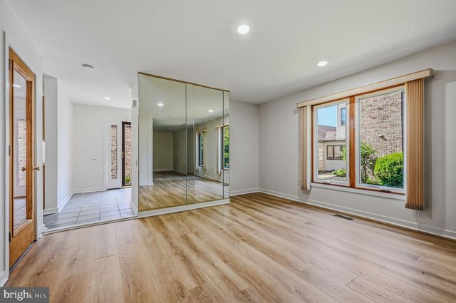 207 STEEPLE CHASE CIR, Wilmimgton, DE 19808