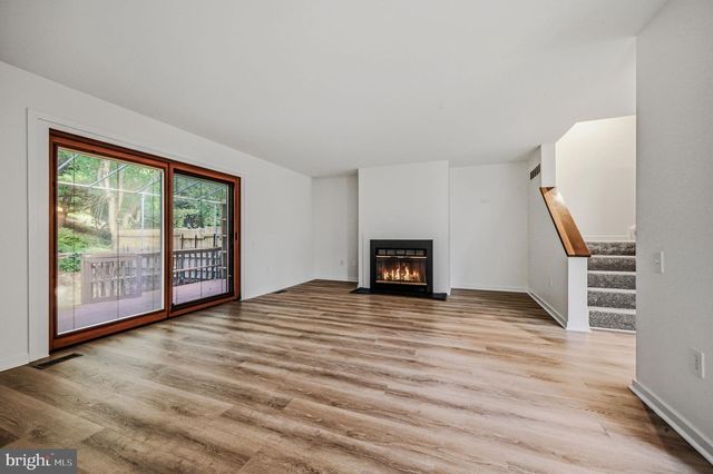 207 STEEPLE CHASE CIR, Wilmimgton, DE 19808
