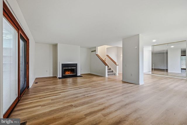 207 STEEPLE CHASE CIR, Wilmimgton, DE 19808