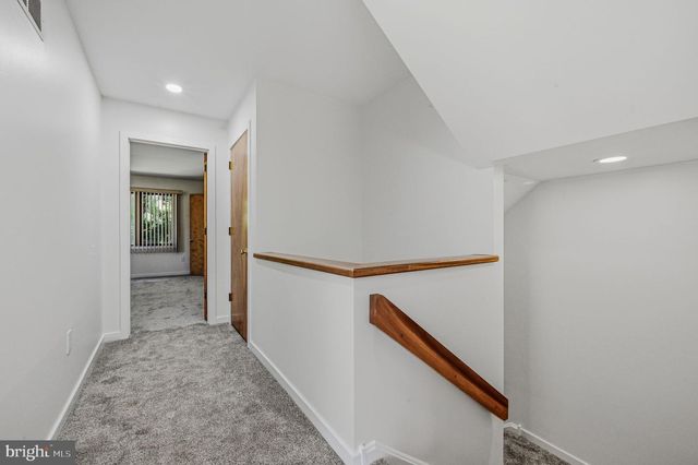 207 STEEPLE CHASE CIR, Wilmimgton, DE 19808