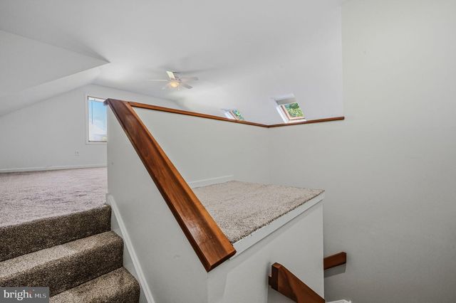 207 STEEPLE CHASE CIR, Wilmimgton, DE 19808