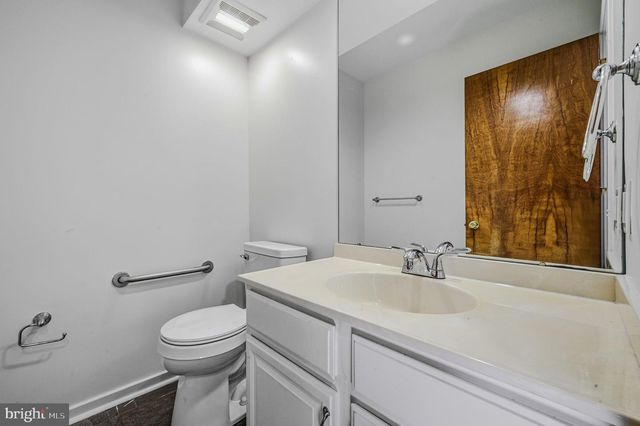 207 STEEPLE CHASE CIR, Wilmimgton, DE 19808