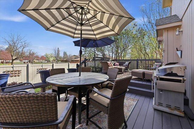 3001 S Winthrop Ln, Spokane, WA 99206