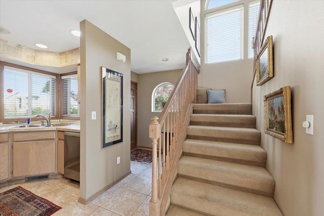 3001 S Winthrop Ln, Spokane, WA 99206