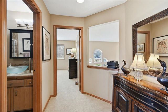 3001 S Winthrop Ln, Spokane, WA 99206