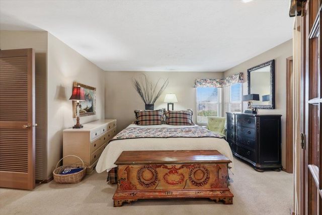 3001 S Winthrop Ln, Spokane, WA 99206