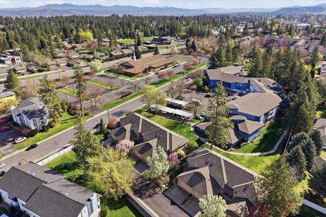 3001 S Winthrop Ln, Spokane, WA 99206