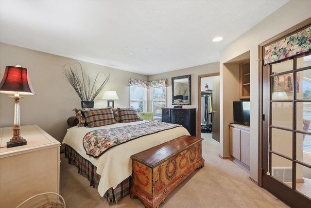 3001 S Winthrop Ln, Spokane, WA 99206