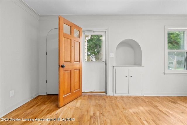 1928 Sunnyside Avenue, Lansing, MI 48910