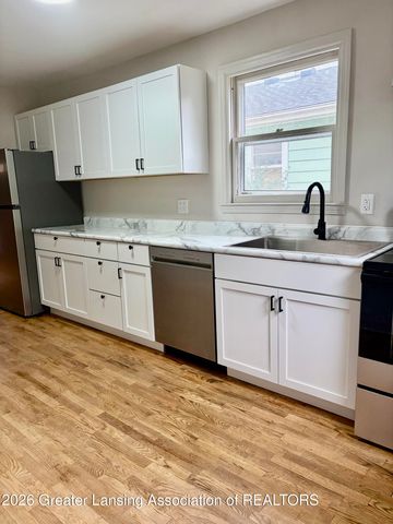 1928 Sunnyside Avenue, Lansing, MI 48910