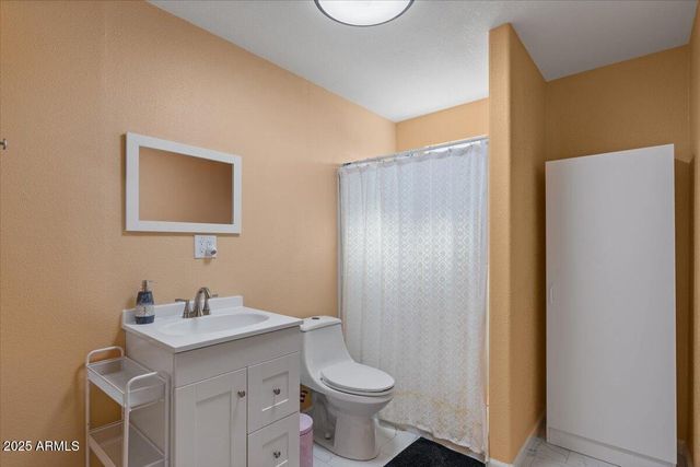 421 W Moffatt Street, Superior, AZ 85173