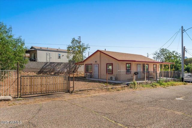 421 W Moffatt Street, Superior, AZ 85173