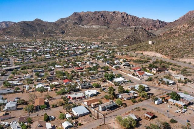 421 W Moffatt Street, Superior, AZ 85173