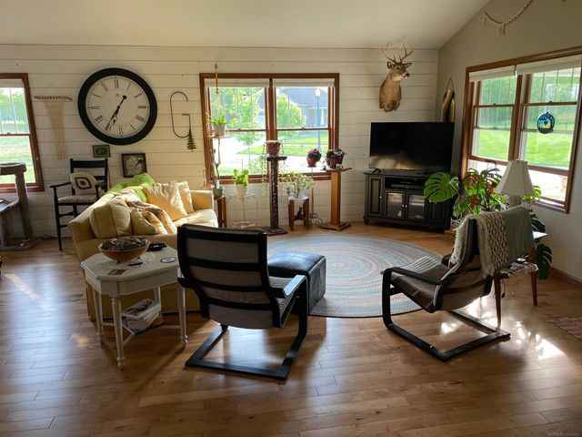 171 River Dale Drive, Petersburg, MI 49270