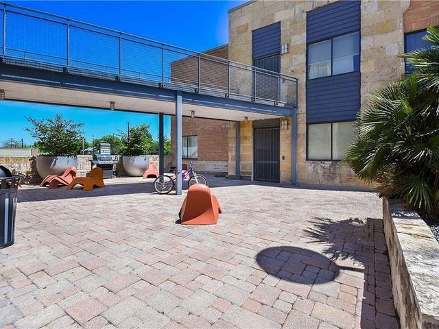 3016 Guadalupe ST 305, Austin, TX 78705