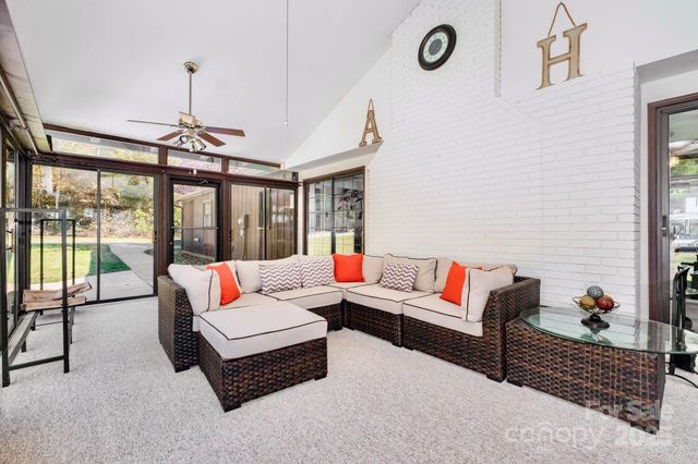 2844 Hickory Highway, Statesville, NC 28677