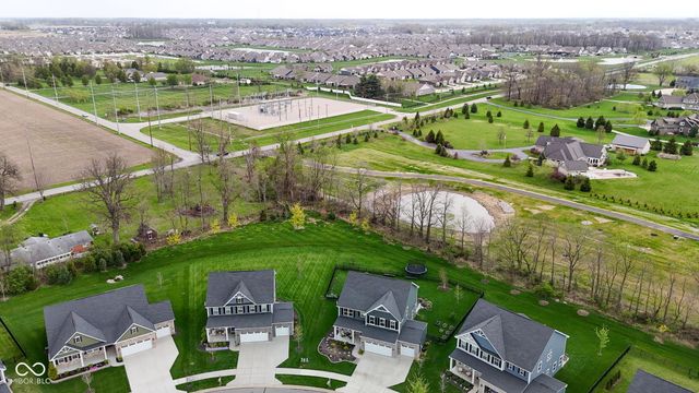 1066 Woodglen Drive, Westfield, IN 46074