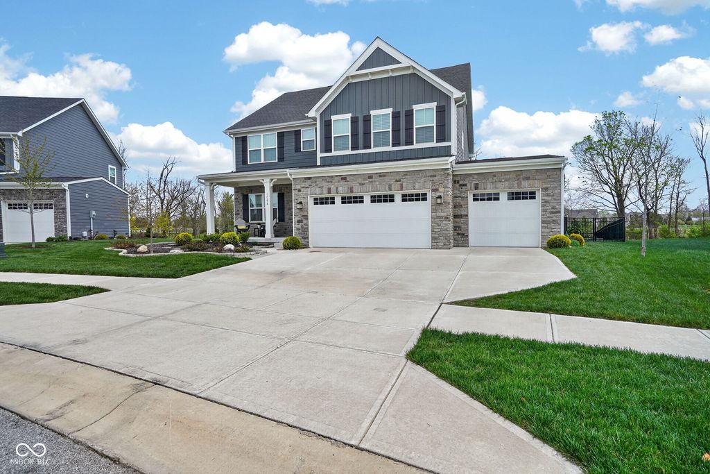 1066 Woodglen Drive, Westfield, IN 46074