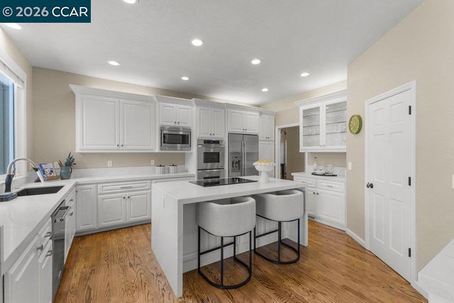 70 Ridgecrest Ct, Lafayette, CA 94549
