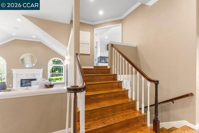 70 Ridgecrest Ct, Lafayette, CA 94549