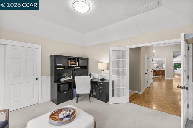 70 Ridgecrest Ct, Lafayette, CA 94549