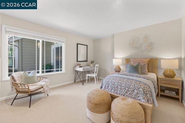 70 Ridgecrest Ct, Lafayette, CA 94549