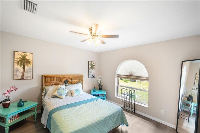 106 SE Crosspoint Drive, Port St Lucie, FL 34983