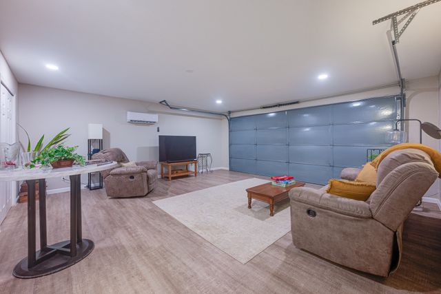 745 Pinehurst Drive, Richardson, TX 75080