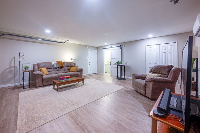 745 Pinehurst Drive, Richardson, TX 75080