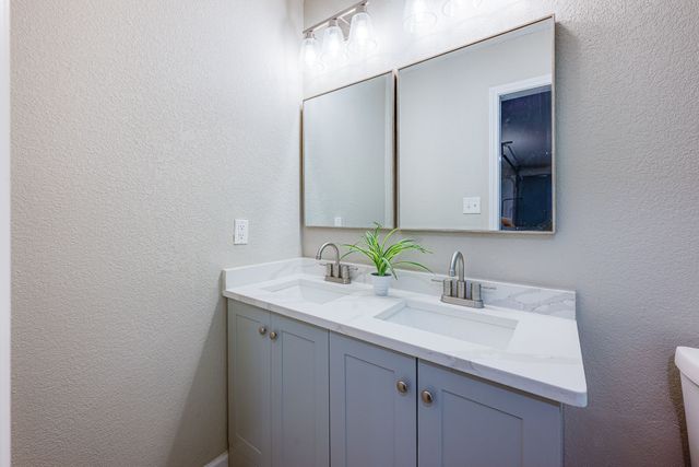 745 Pinehurst Drive, Richardson, TX 75080