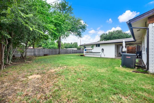745 Pinehurst Drive, Richardson, TX 75080