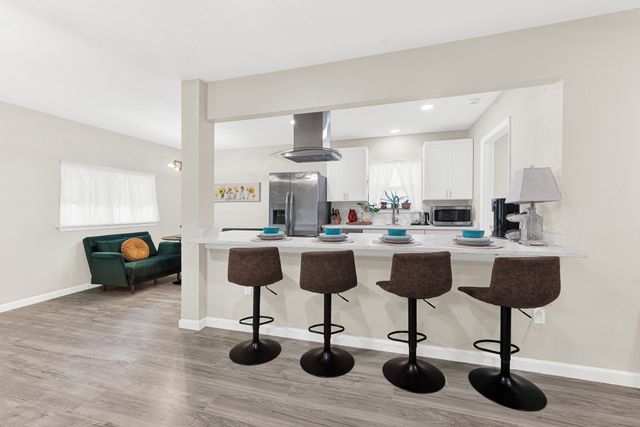 745 Pinehurst Drive, Richardson, TX 75080