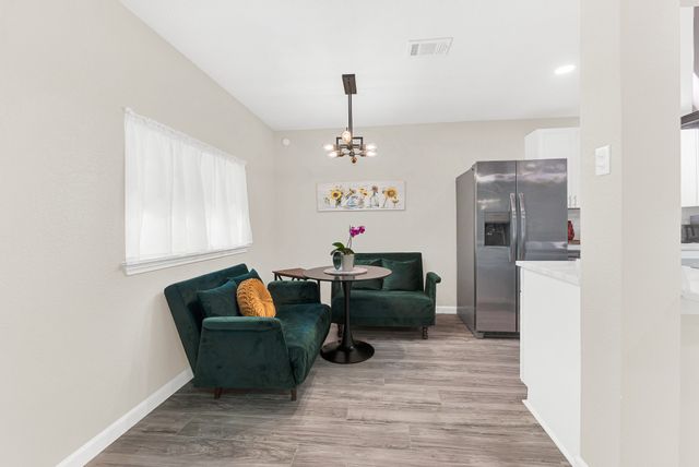 745 Pinehurst Drive, Richardson, TX 75080