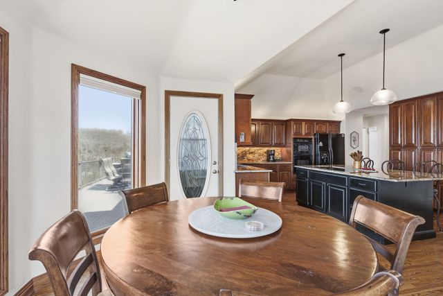 165 Split Rock Drive, Hollister, MO 65672