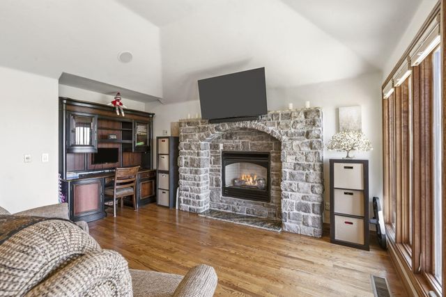 165 Split Rock Drive, Hollister, MO 65672