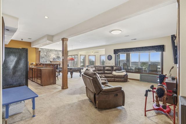 165 Split Rock Drive, Hollister, MO 65672