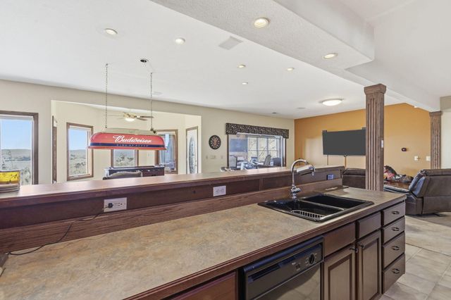 165 Split Rock Drive, Hollister, MO 65672