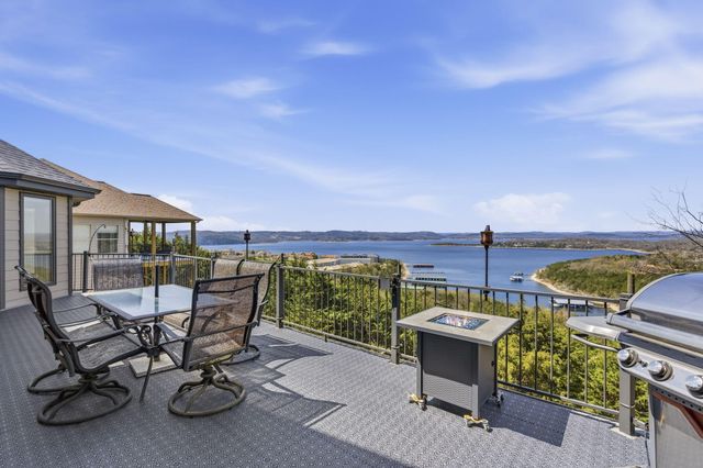 165 Split Rock Drive, Hollister, MO 65672