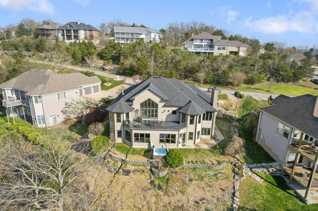 165 Split Rock Drive, Hollister, MO 65672