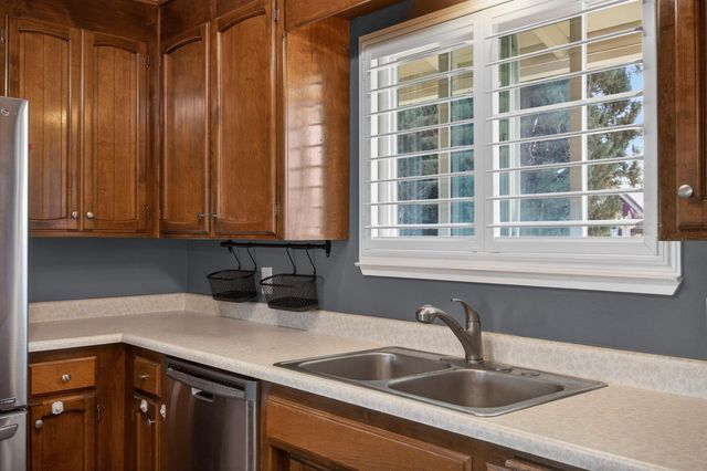 1475 Geary Cir, Yuba City, CA 95993