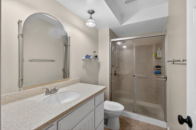 1475 Geary Cir, Yuba City, CA 95993