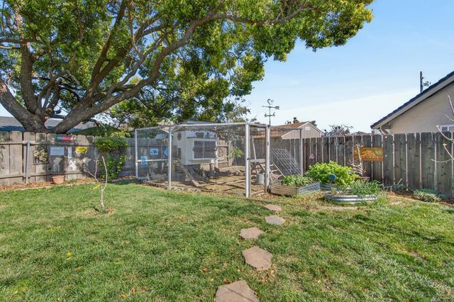 1475 Geary Cir, Yuba City, CA 95993