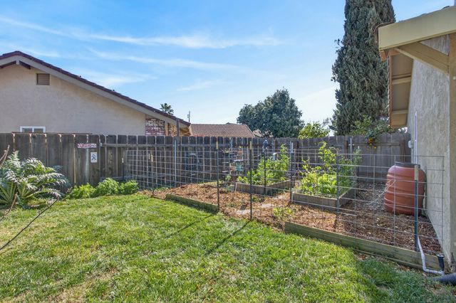 1475 Geary Cir, Yuba City, CA 95993