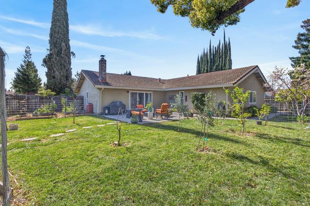 1475 Geary Cir, Yuba City, CA 95993